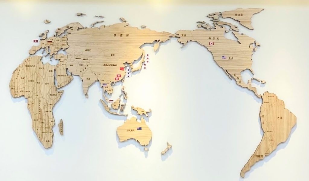 客製化原木世界地圖